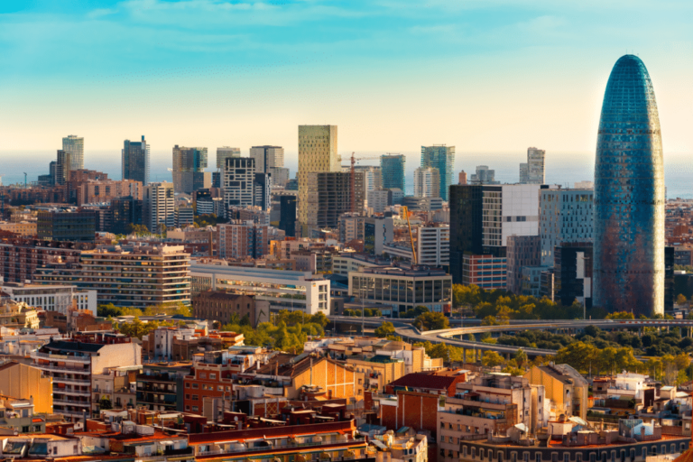 Vaciado de pisos en Barcelona: Soluciones personalizadas y eficientes para municipios específicos