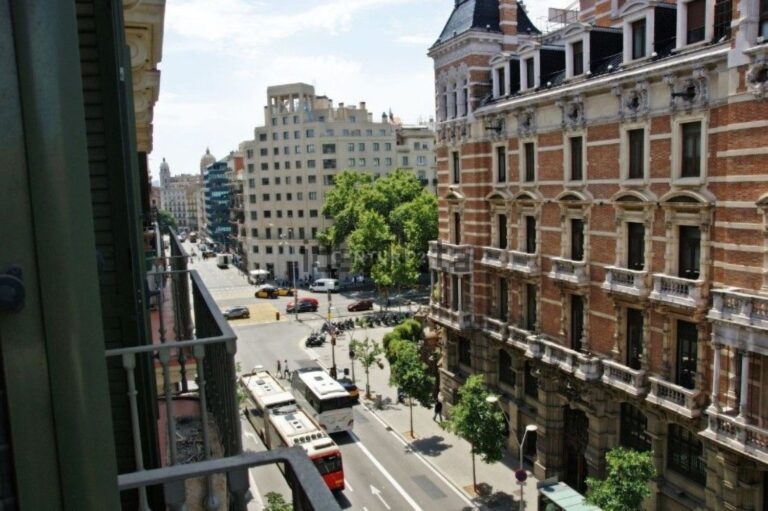 Alternativas al vaciado de pisos en Barcelona